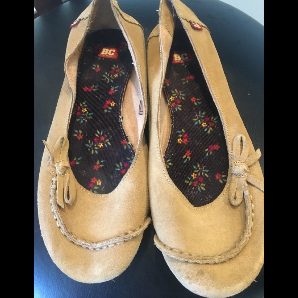 BC / Nordstrom’s ladies tan  suede flats Size7